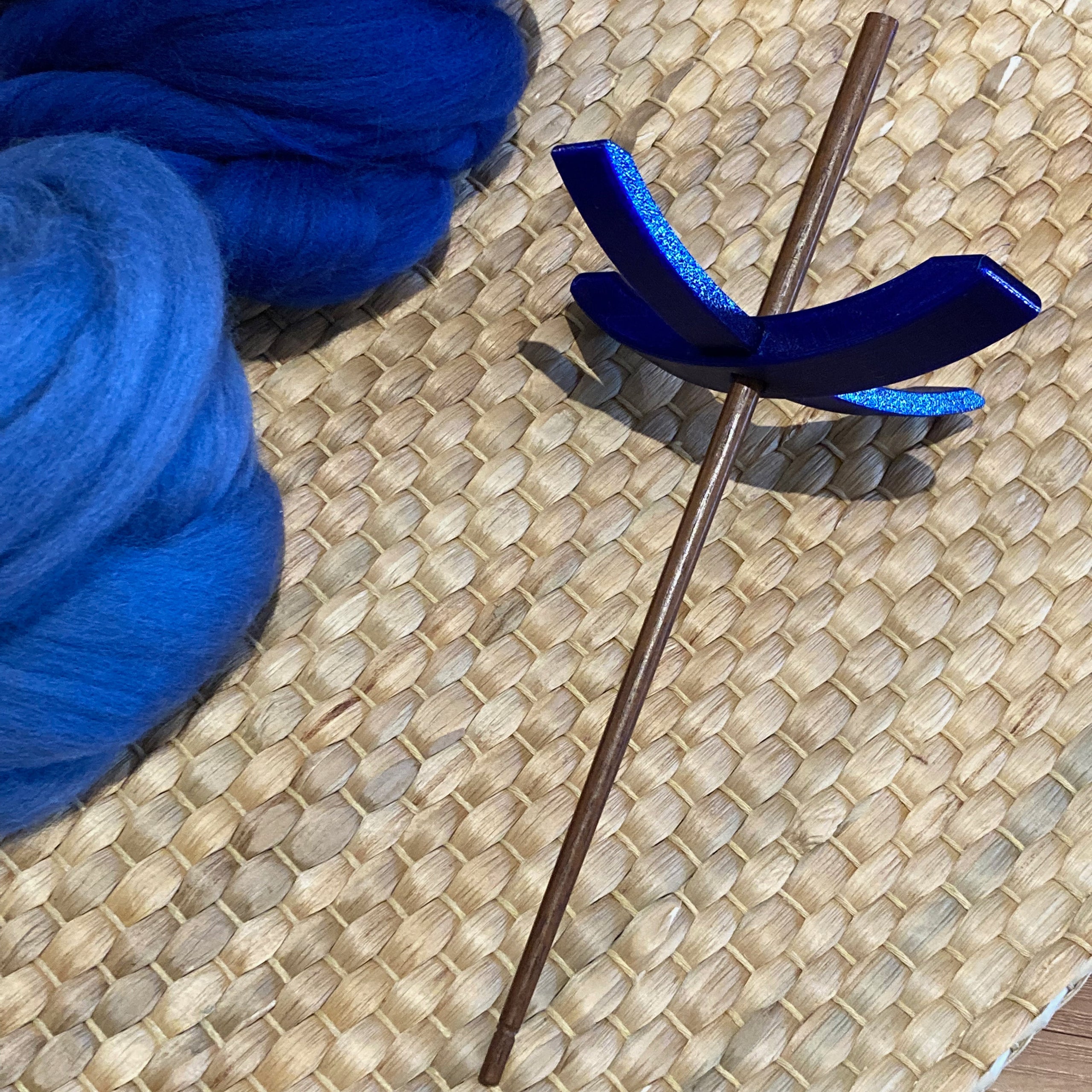 Drop Spindle Spinning (includes drop spindle) Little Blue Fibre Studio